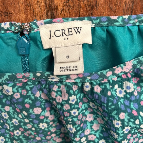 Flutter Sleeve Floral Print Midi Dress by J. Crew  Perfect for Spring Feminine - Picture 7 of 10